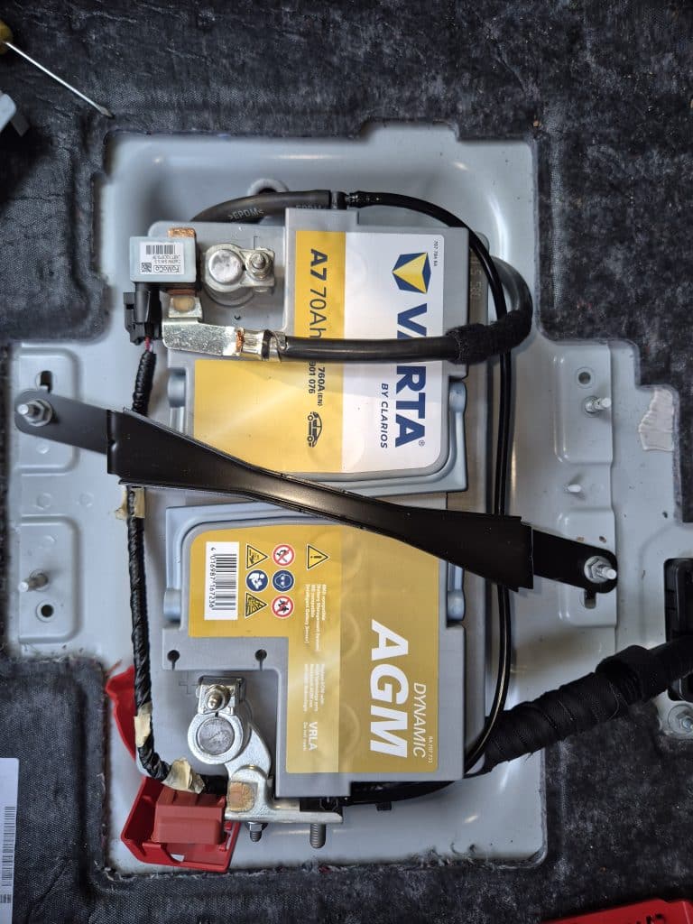 Varta A7 installed on Ford Kuga PHEV